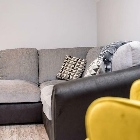 Mc Callstown House Apartment Ballyclare Экстерьер фото